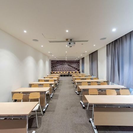 Ibis Wuxi Hi Tech Hotel Exterior photo